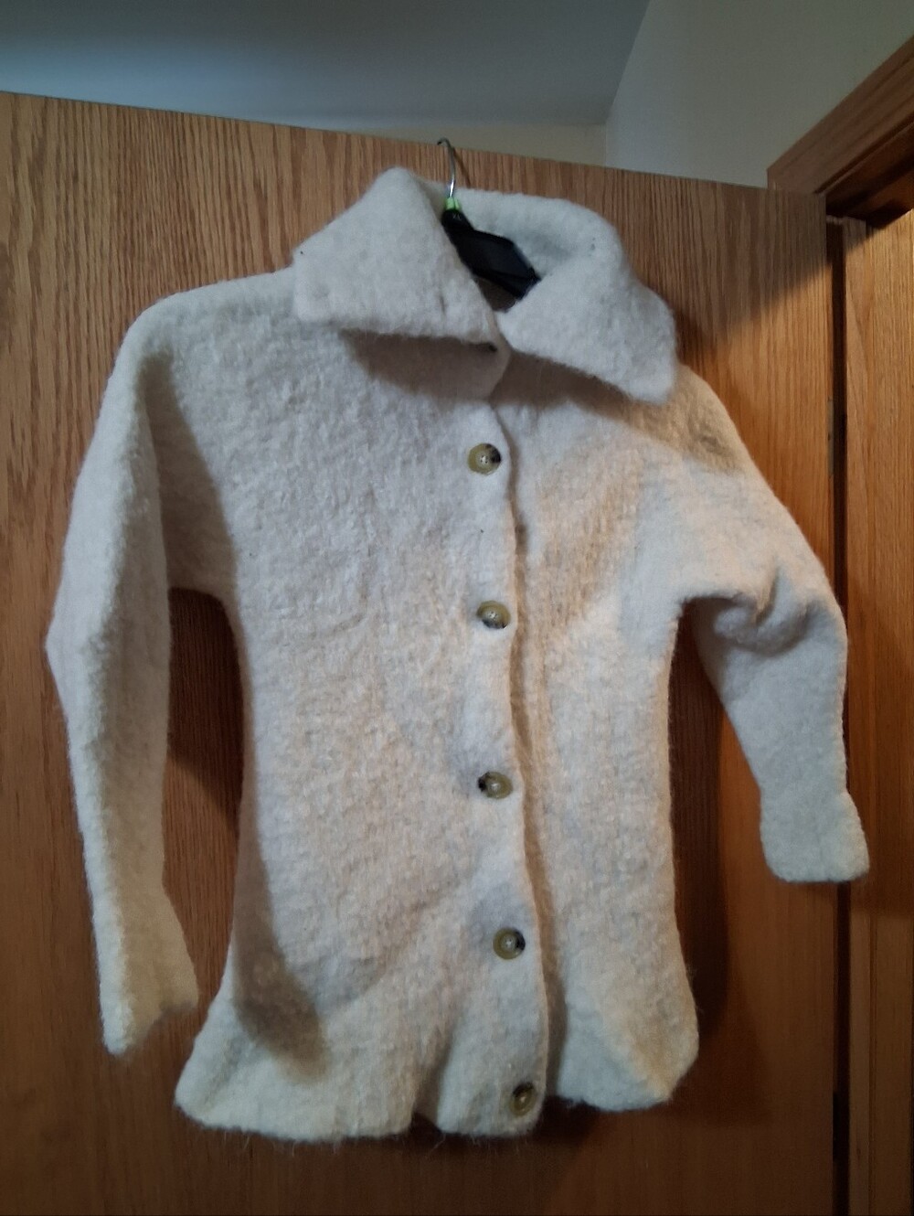 Wilfred (Aritzia) button down sweater, Cream Wool Blend, Statement Collar